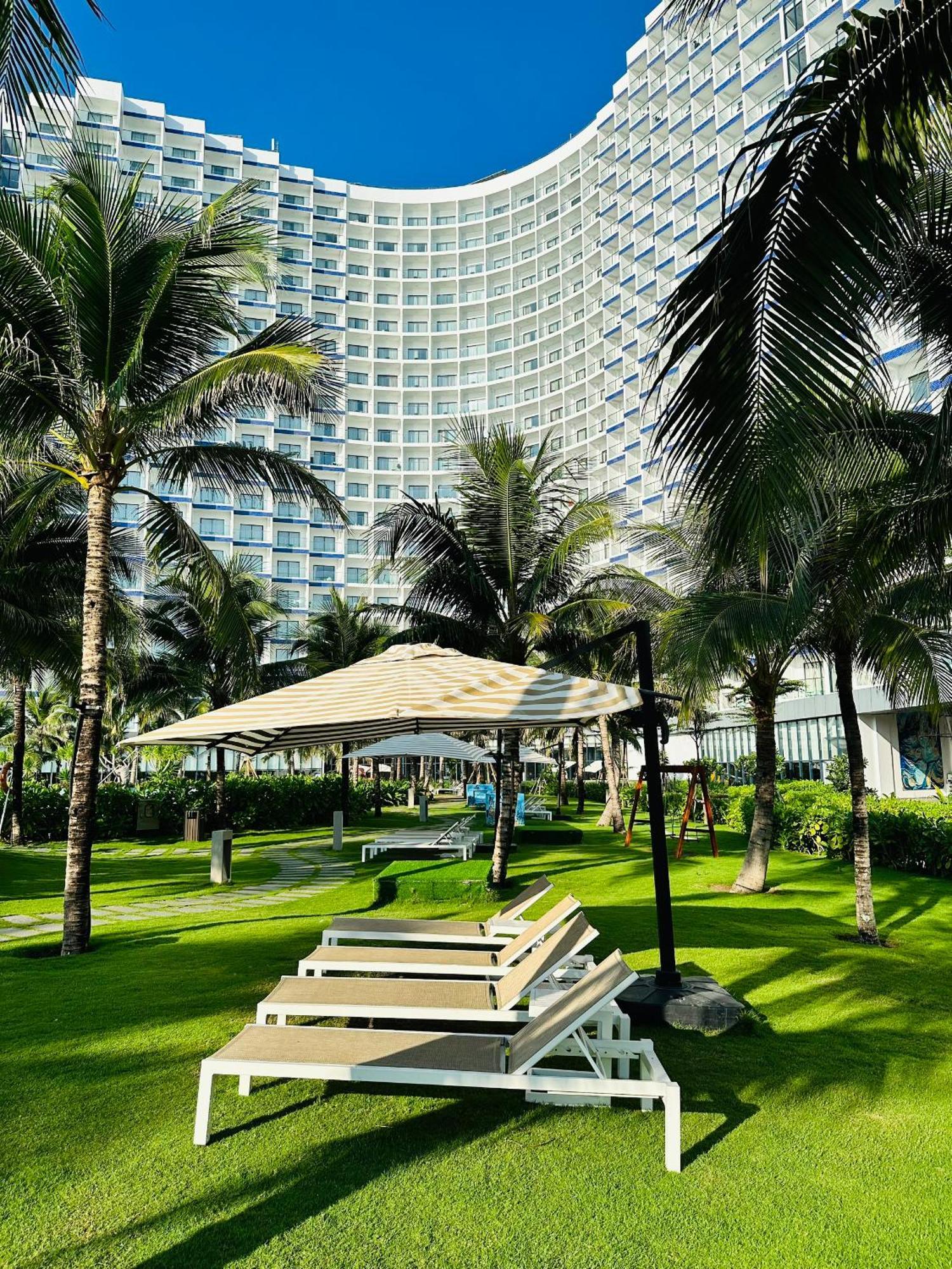 The Cam Ranh Oceanview Lejlighed Eksteriør billede