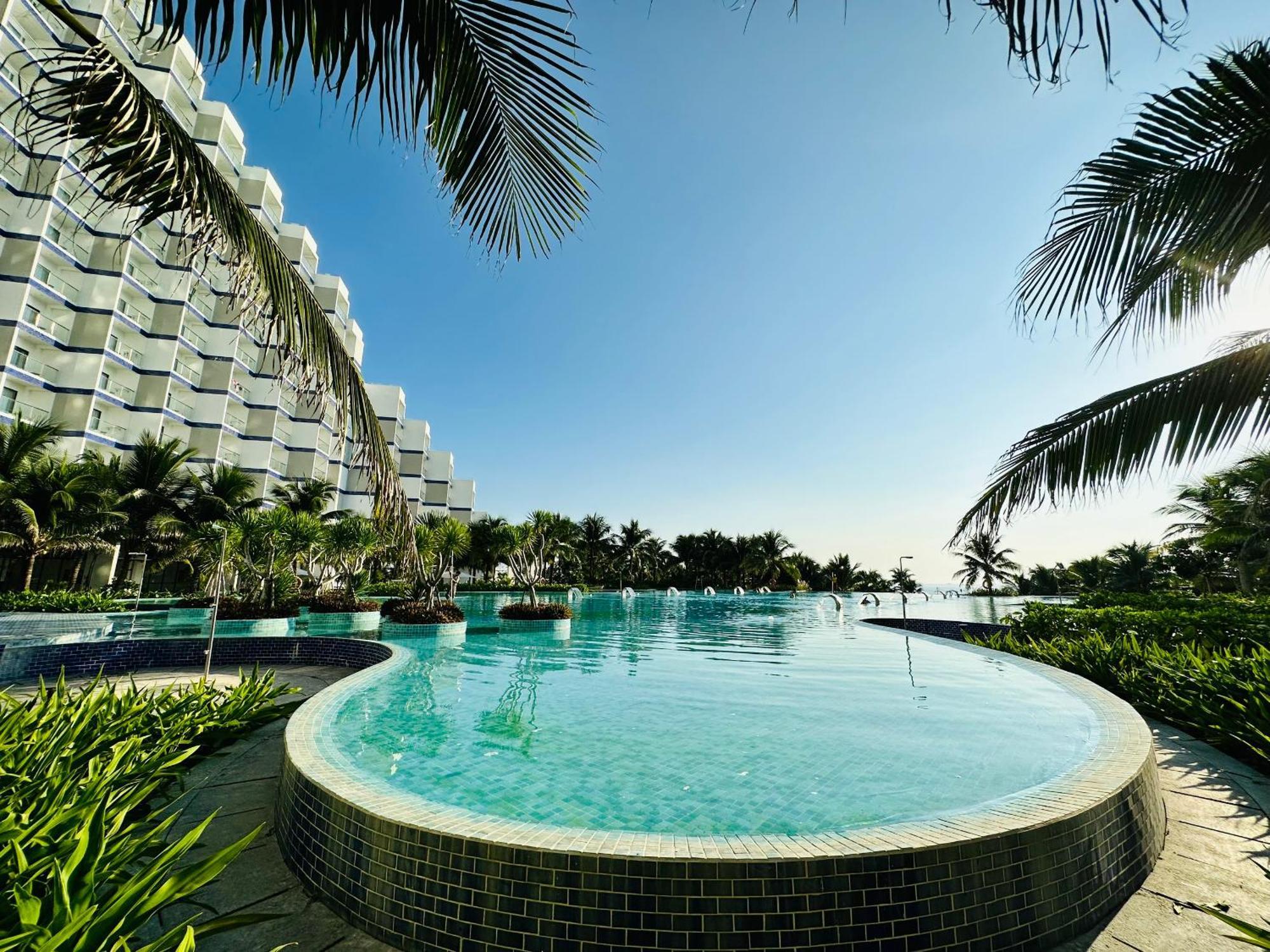 The Cam Ranh Oceanview Lejlighed Eksteriør billede