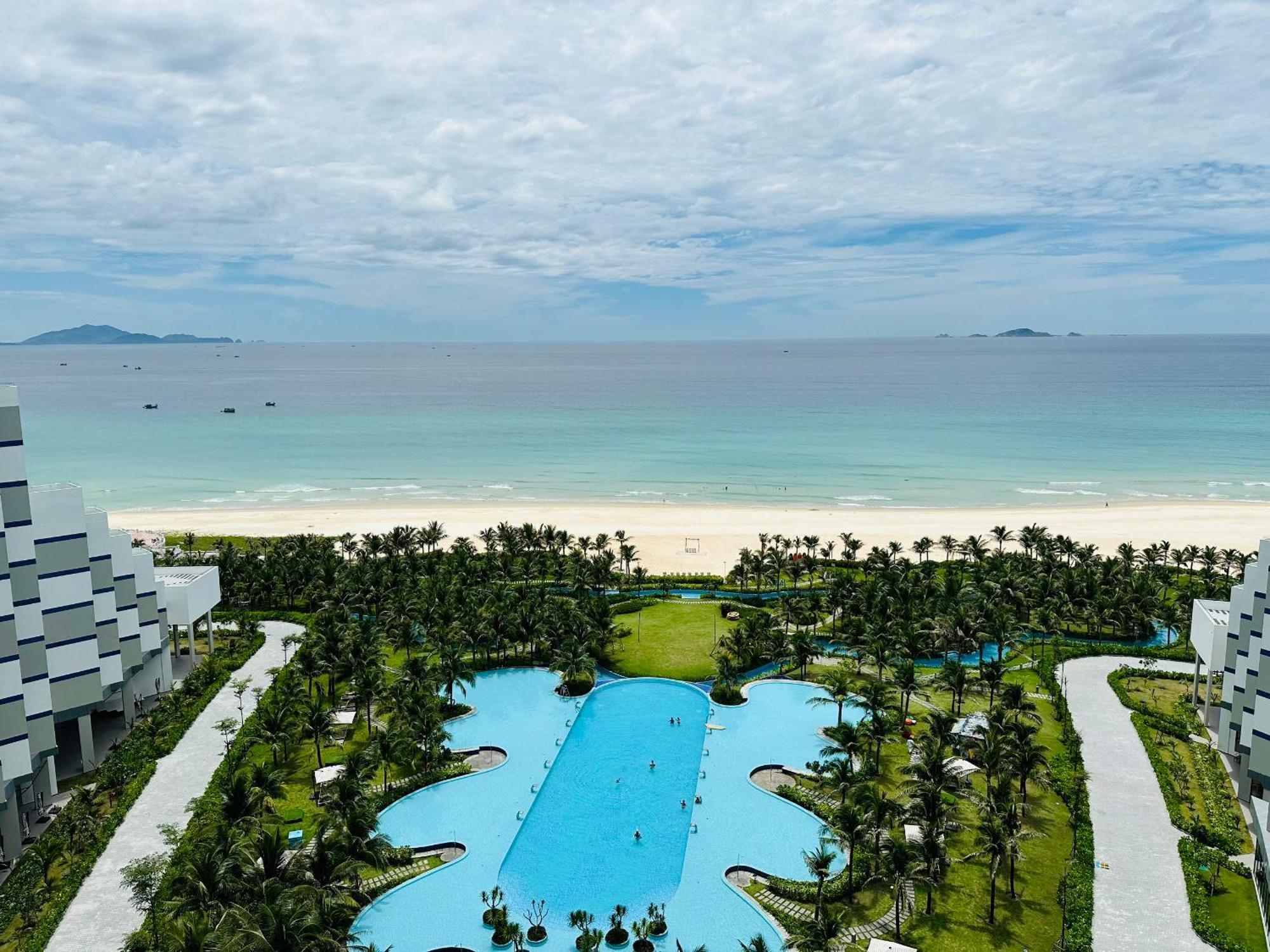 The Cam Ranh Oceanview Lejlighed Eksteriør billede